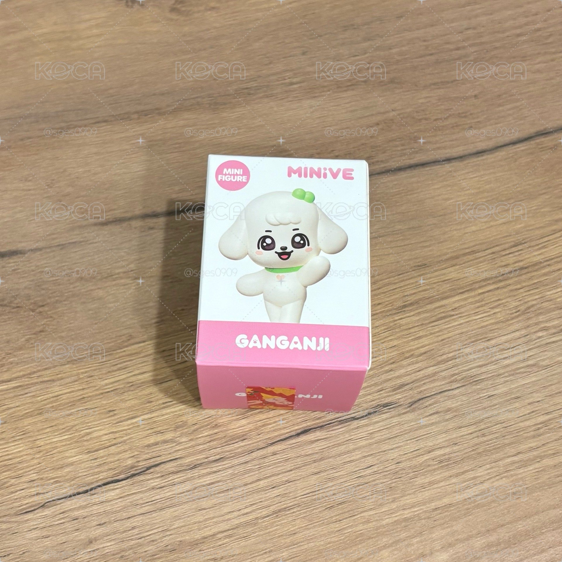 MINIVE 公仔 安