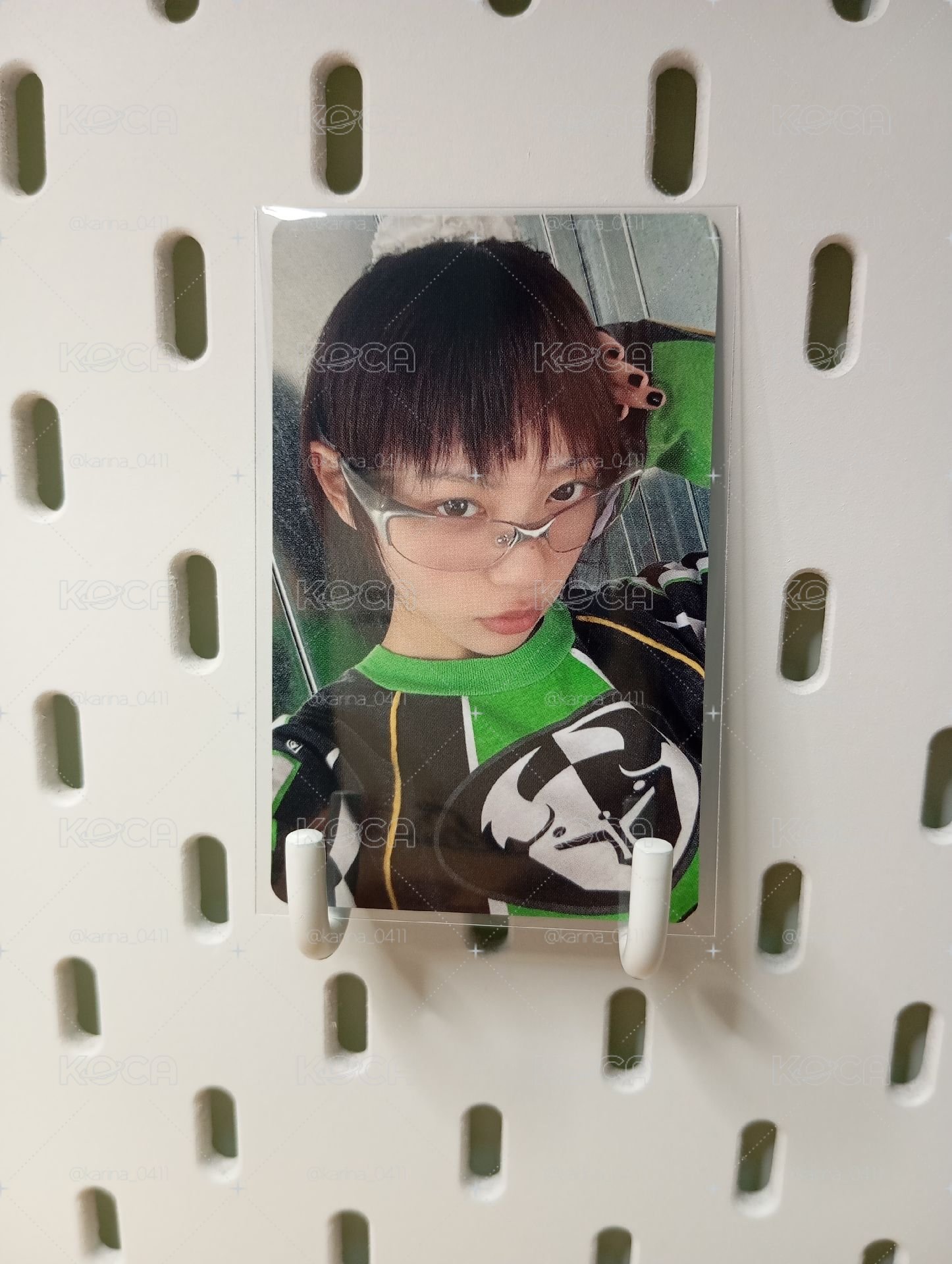 MOKA NOT CUTE ANYMORE 環球 預售 特典卡 