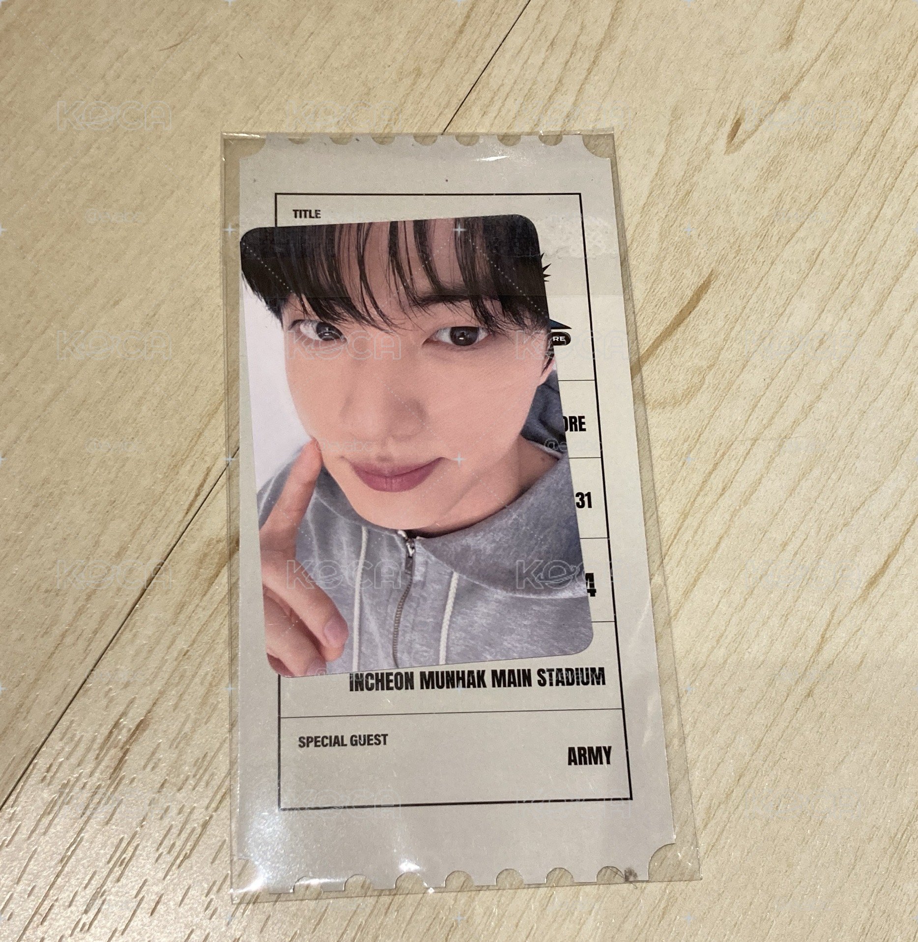 Runseokjin 安可場 Army zone 限定票卡