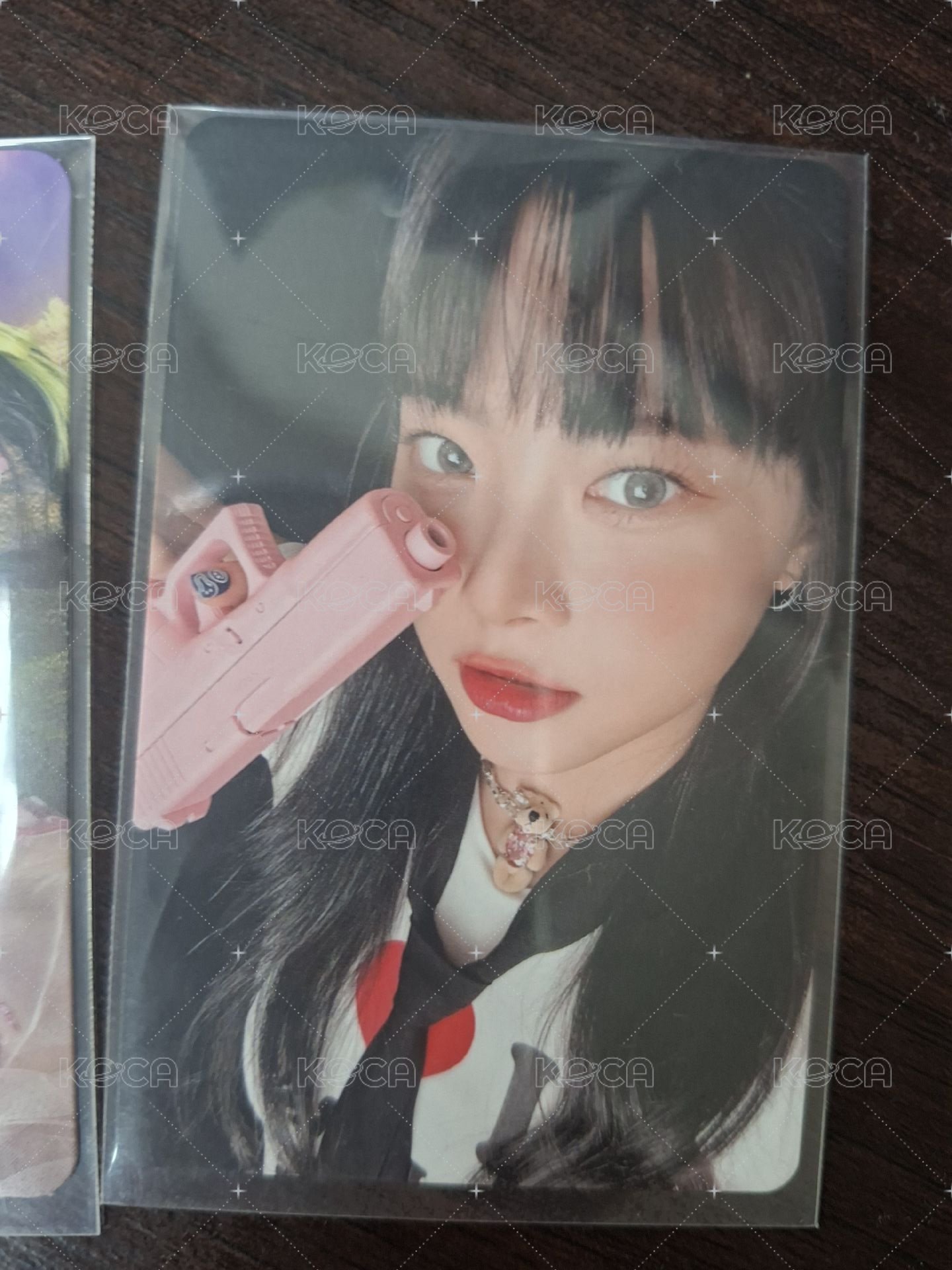 拿槍採