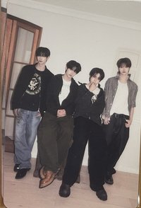 CLOSER TO MY ARCHIVE 隨機卡 卡包卡 哥line團卡