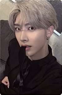 迷一 m2u 1.0 簽售卡 咬領帶