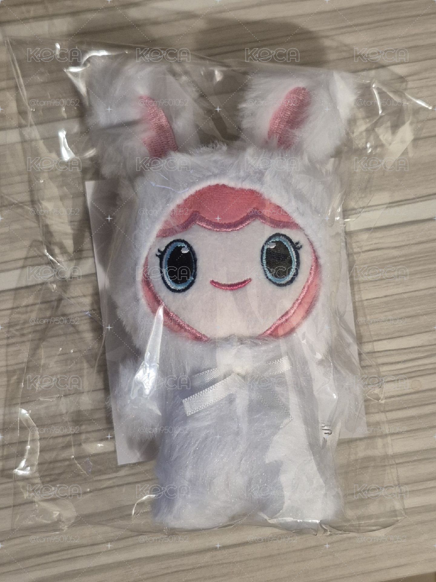 正規一  Movely 吊飾娃