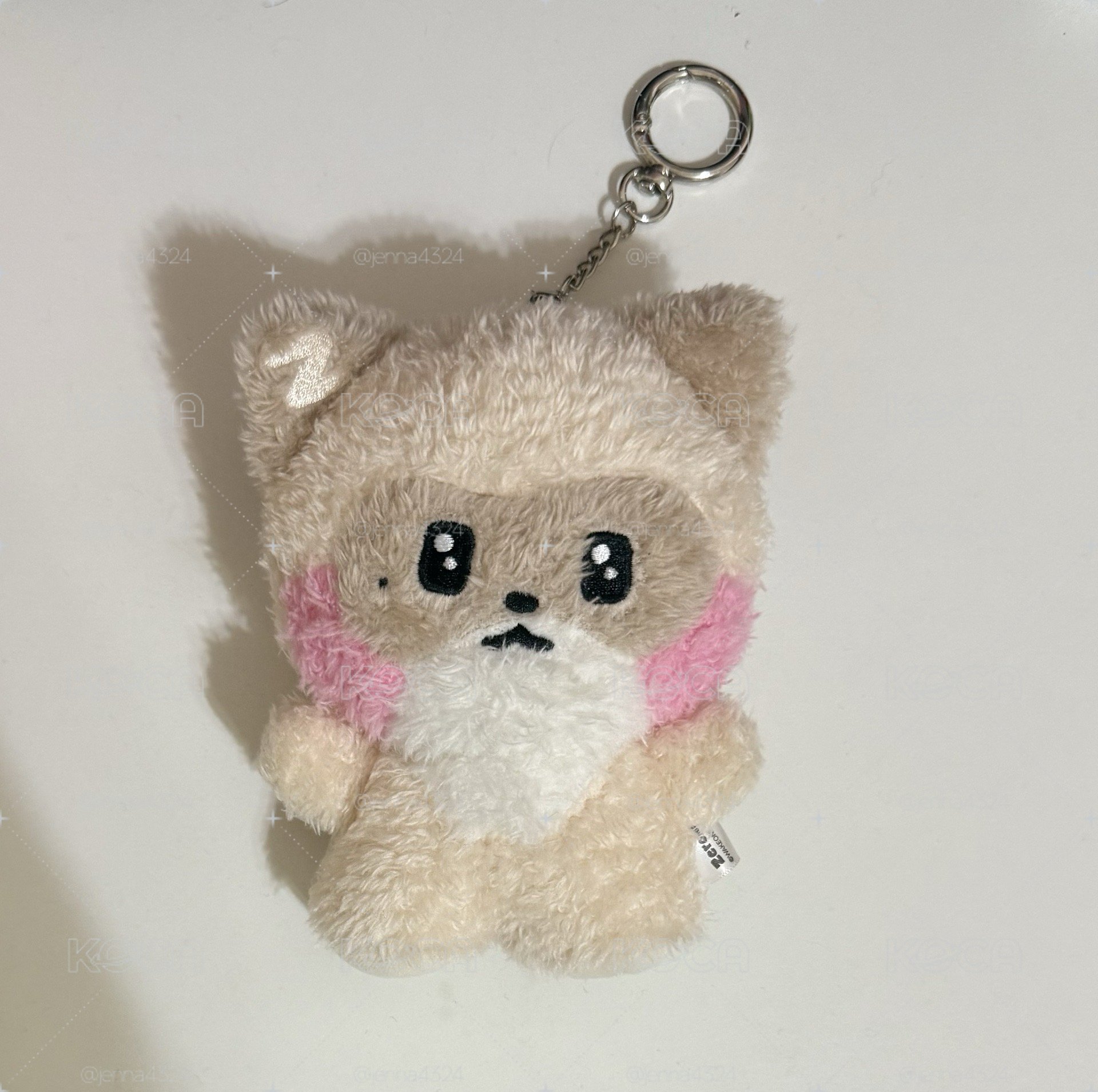 哈尼尼行動電源