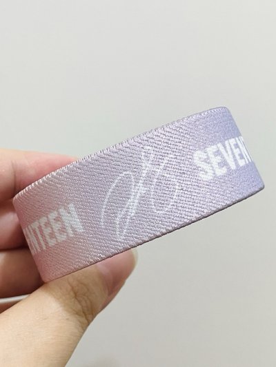 圓八 威秀海報+簽名手環