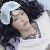 MOON CHANELLE