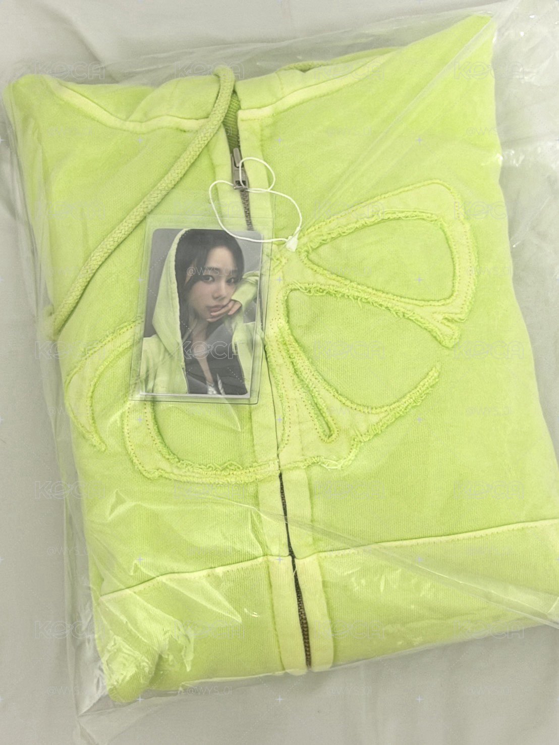 aespa LEMONADE 快閃 黃外套柚