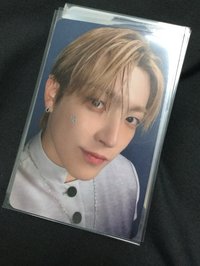 鼠鼠臉上有星星