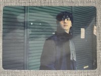 鐵門前回眸