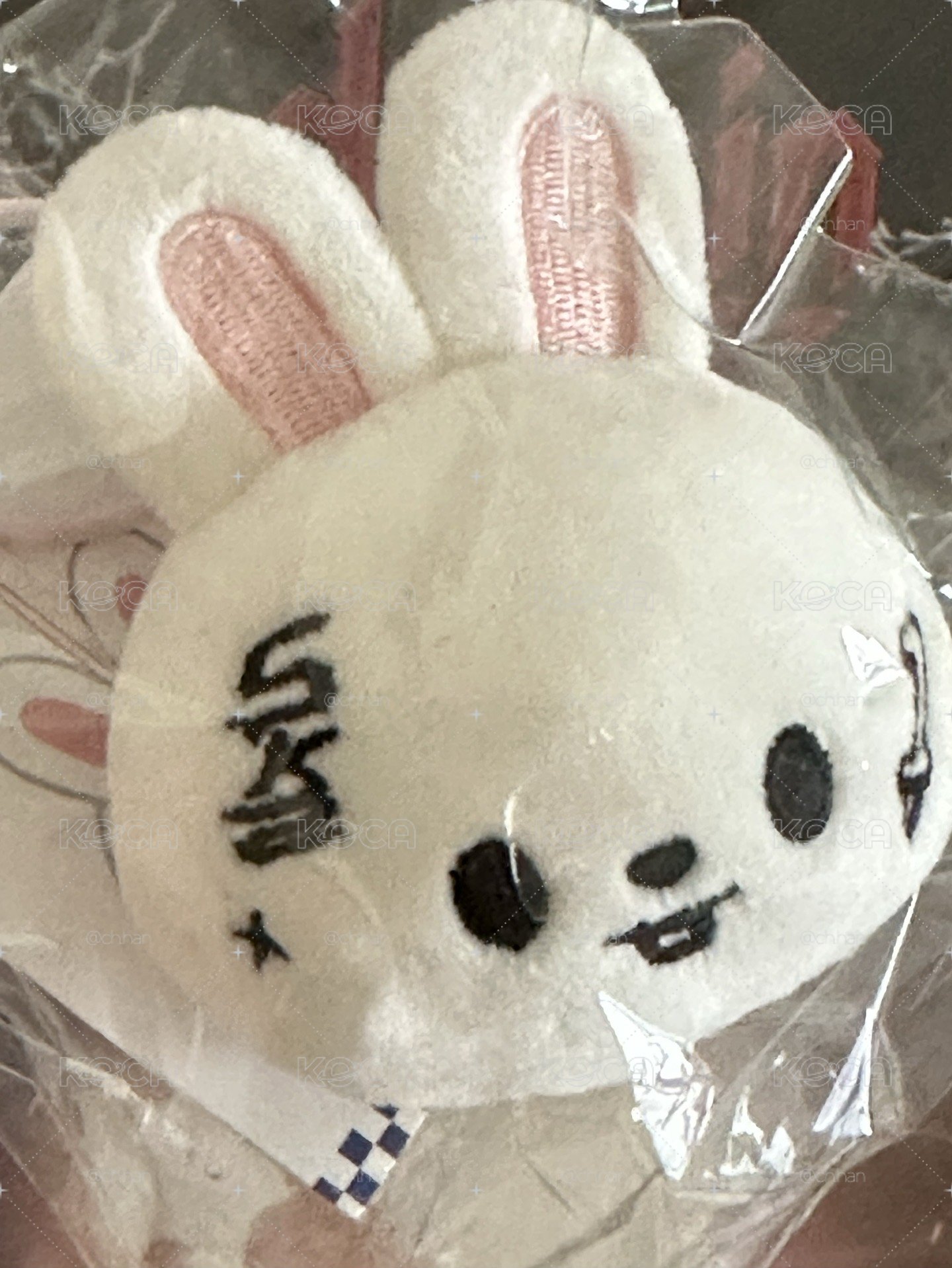 旻 姓名牌