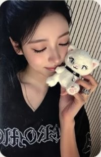 BITE NOW KITTY PLUSH ver. 專輯卡 