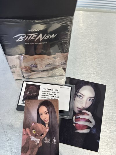 Meovv Narin Gawon 娃專 迷你二輯