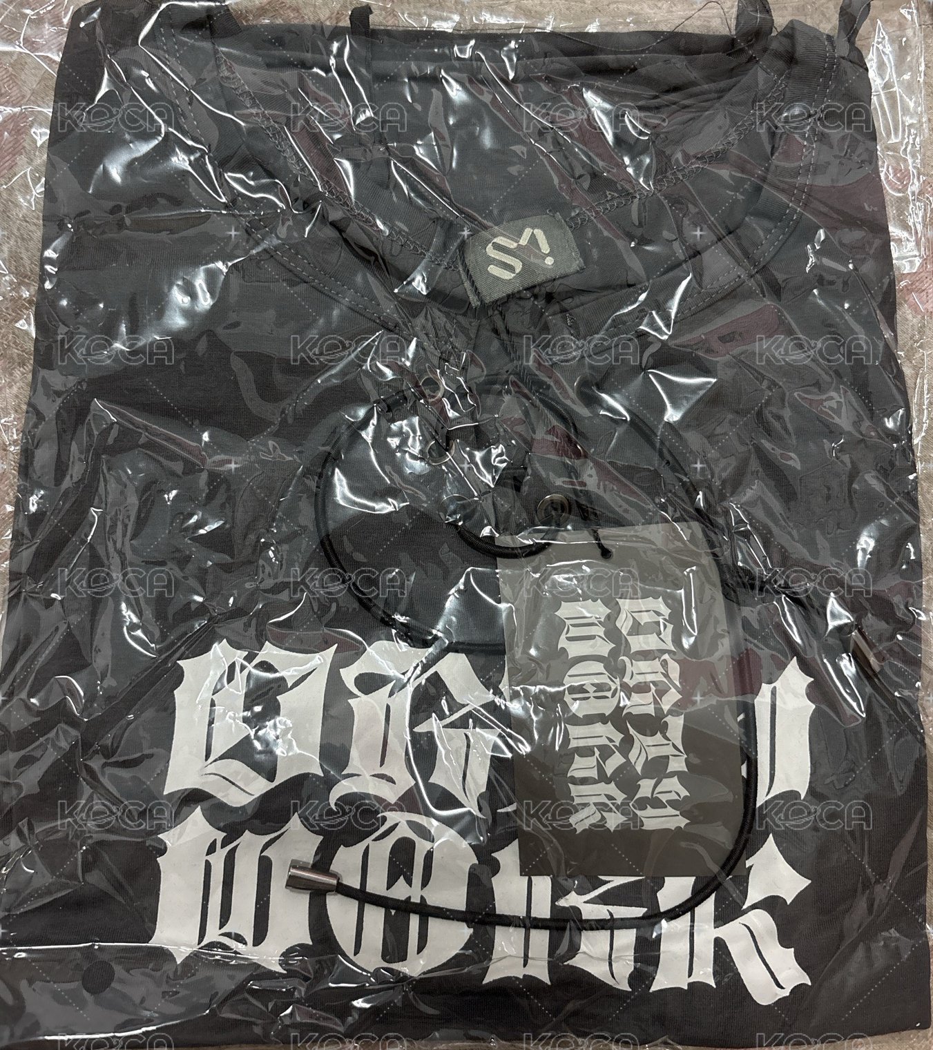 灰色