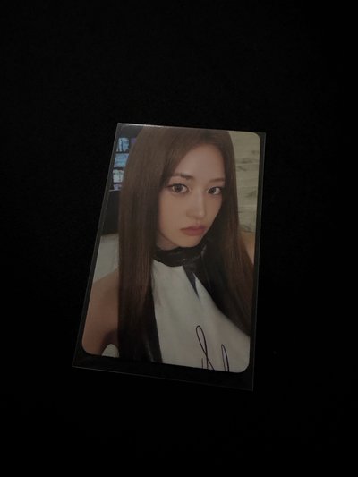IVE SECRET  Psst ver. 俞真 專卡