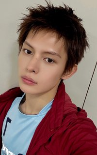 迷二 yzy 3.0 幸運卡 