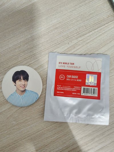 LY TOUR 日巡 徽章 JK