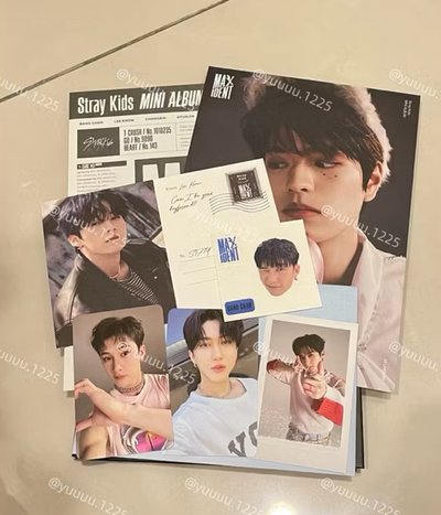 Stray Kids 專輯、小卡
