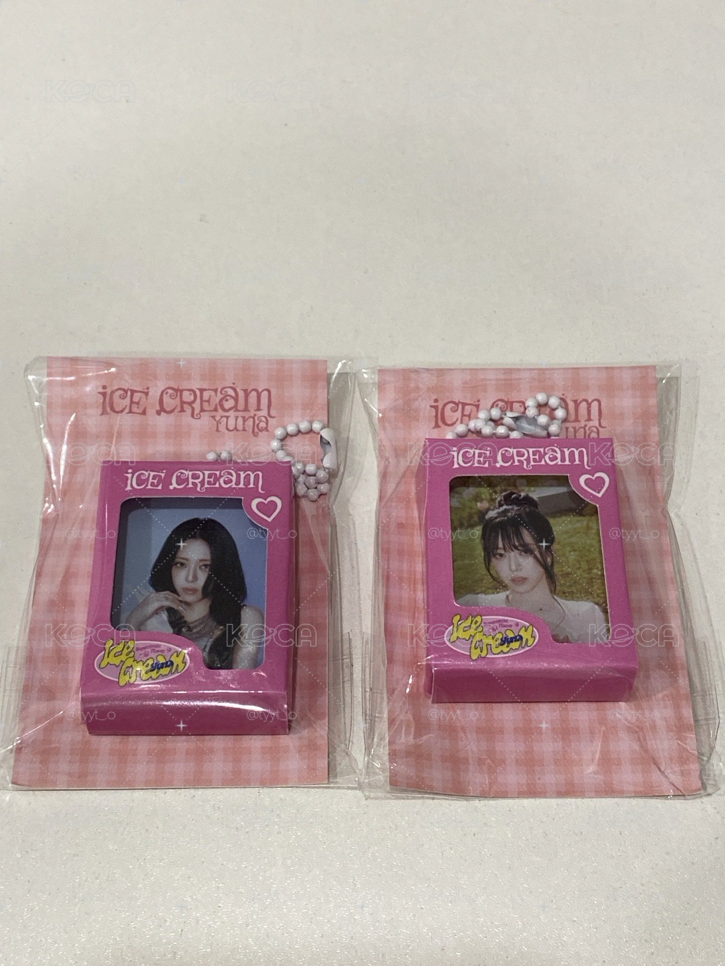ITZY Yuna solo快閃店吊飾