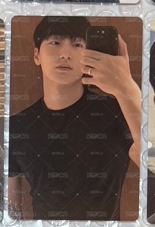 傘尼對鏡自拍 ②