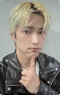 Glow k4 簽售卡 