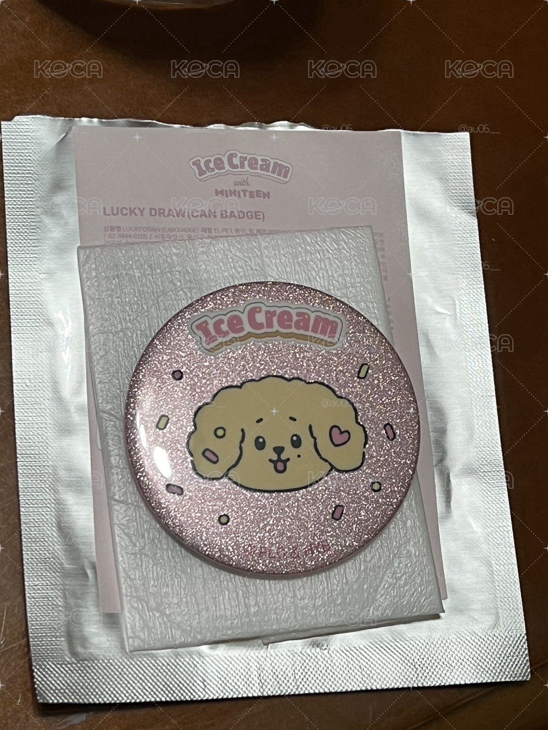 台北快閃店 miniteen DOA徽章