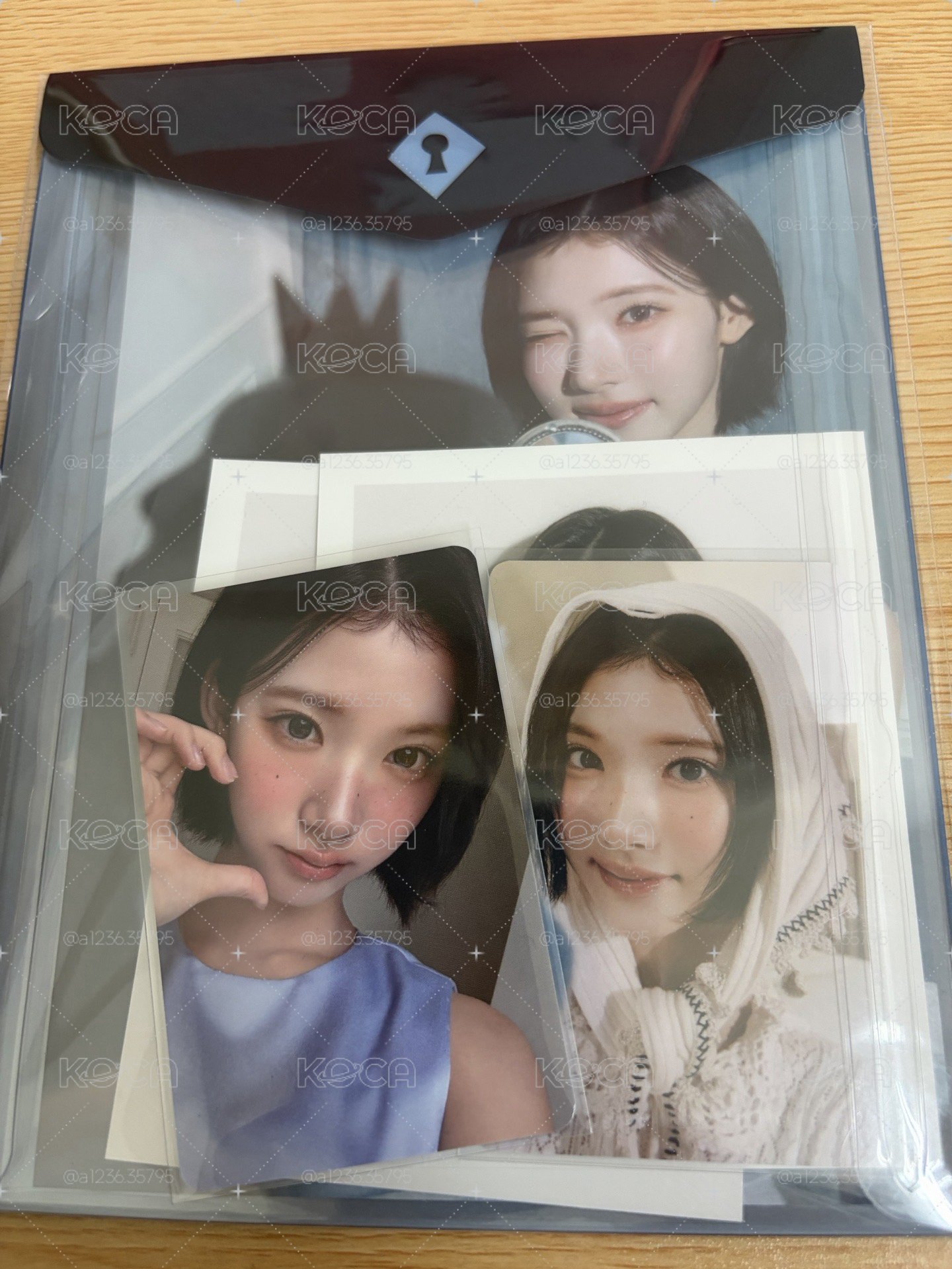 已拆-Jiwoo 2026年曆照片組