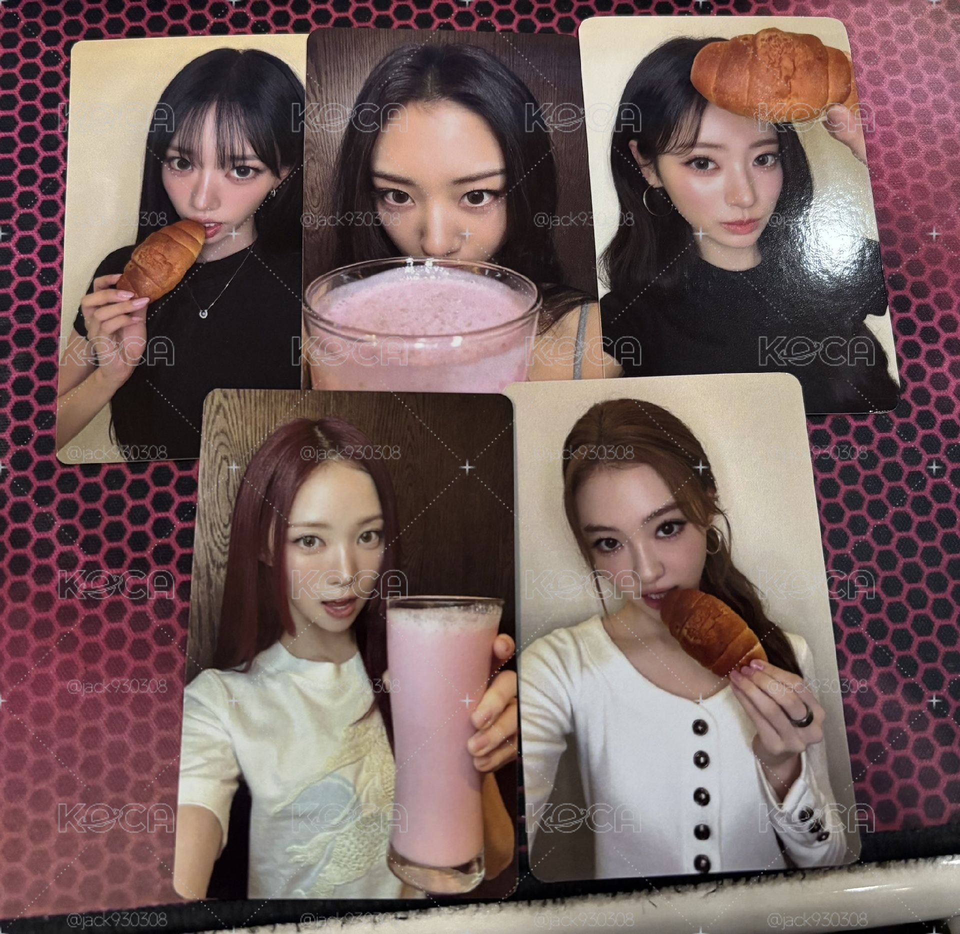 BITE NOW 拿心&筷子＆麵包 打歌卡