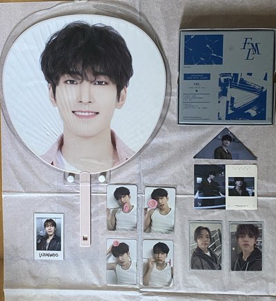 HARU 扇子 MINI10fml灰版全專 精選專 專輯卡 CARAT ver.