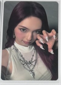 白衣柒