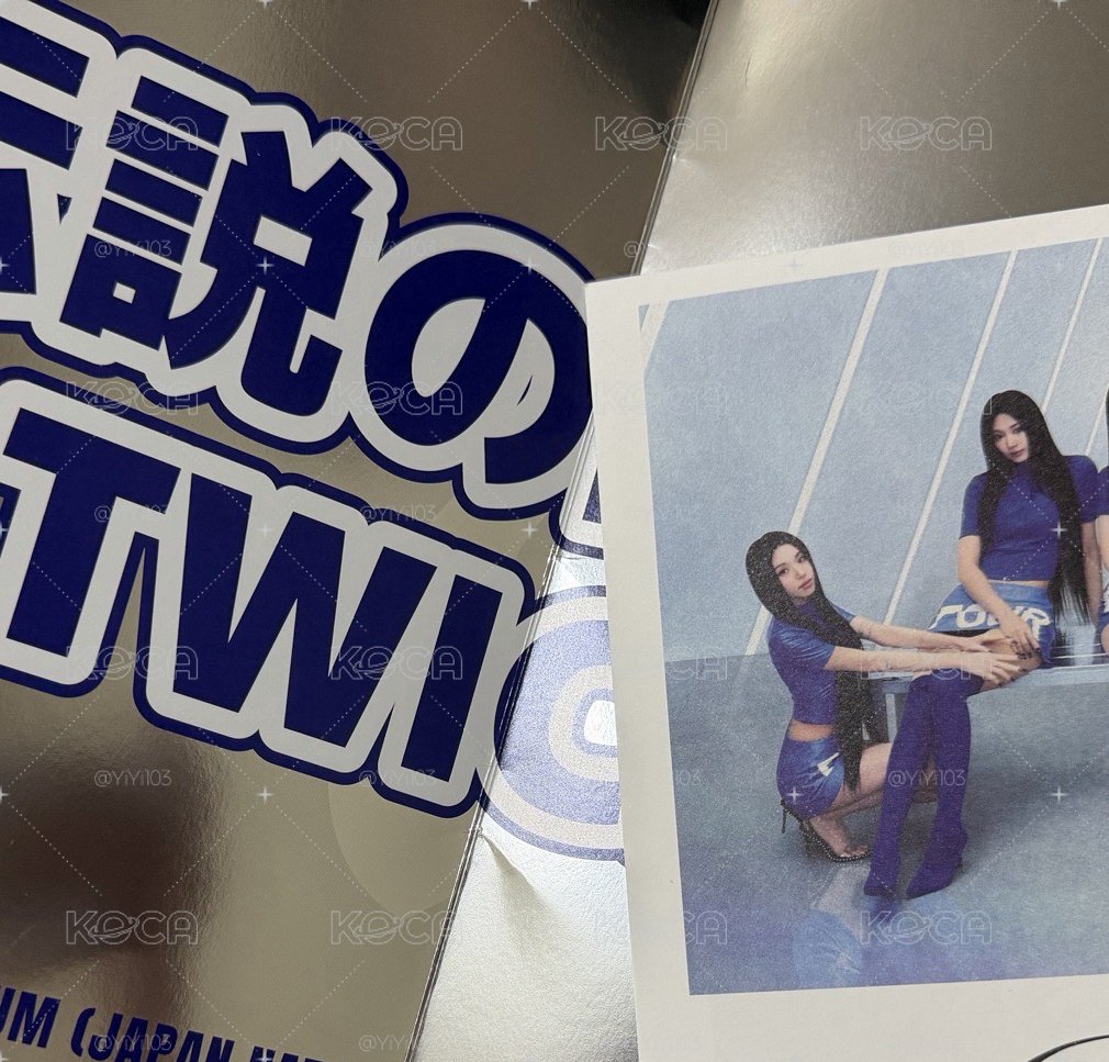 升級禮一套（不含整套小卡）+d1手幅、廣告文宣