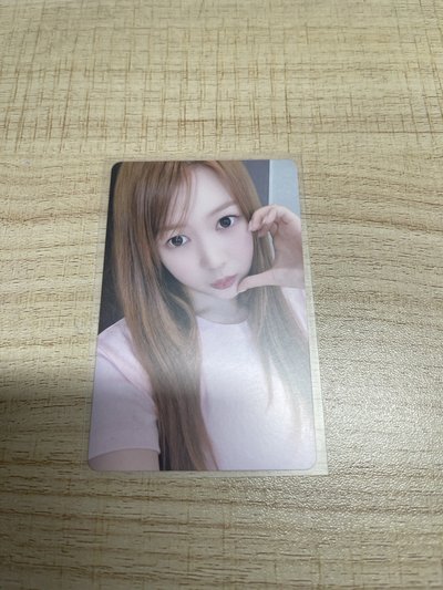 Yeon簽售卡