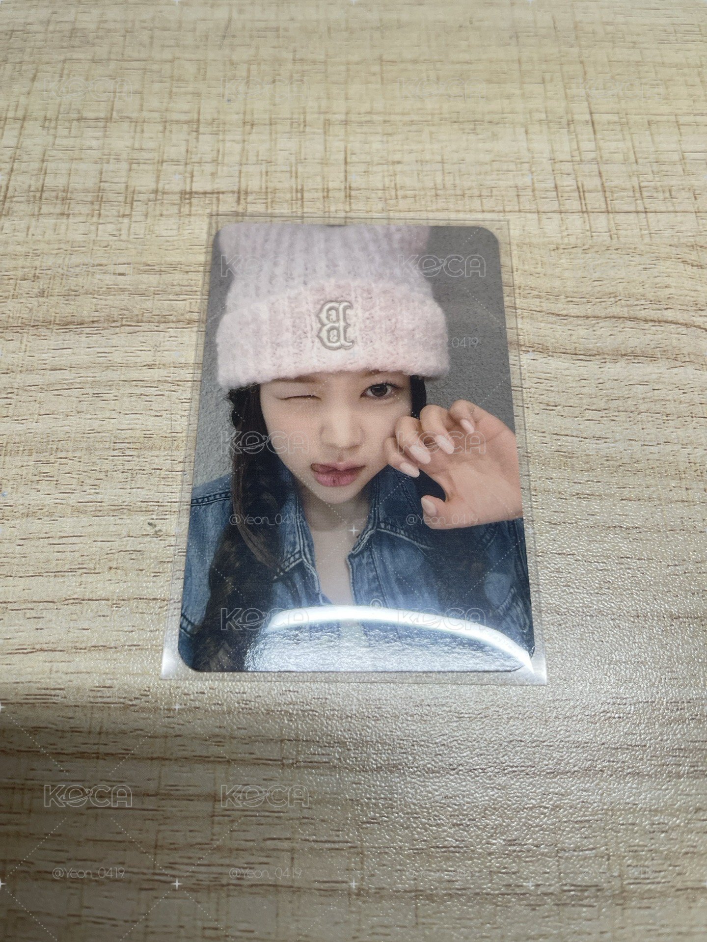 Yeon簽售卡