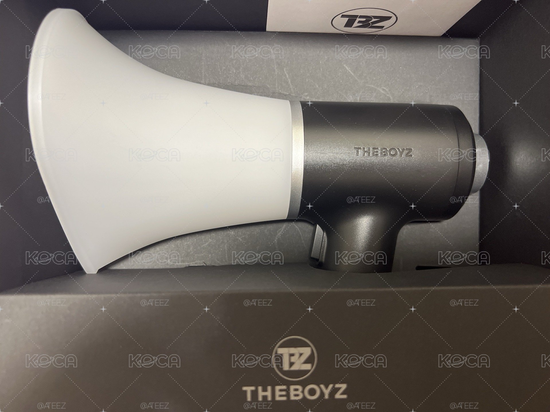 THE BOYZ一代手燈