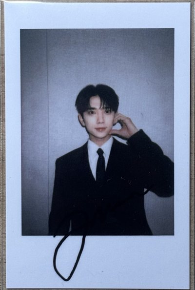 Joshua｜迷十一 yzy復刻西裝拍立得