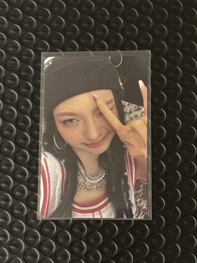 Chiquita DRIP TAG ver.單封 專輯卡 