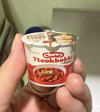 辣炒年糕吊飾