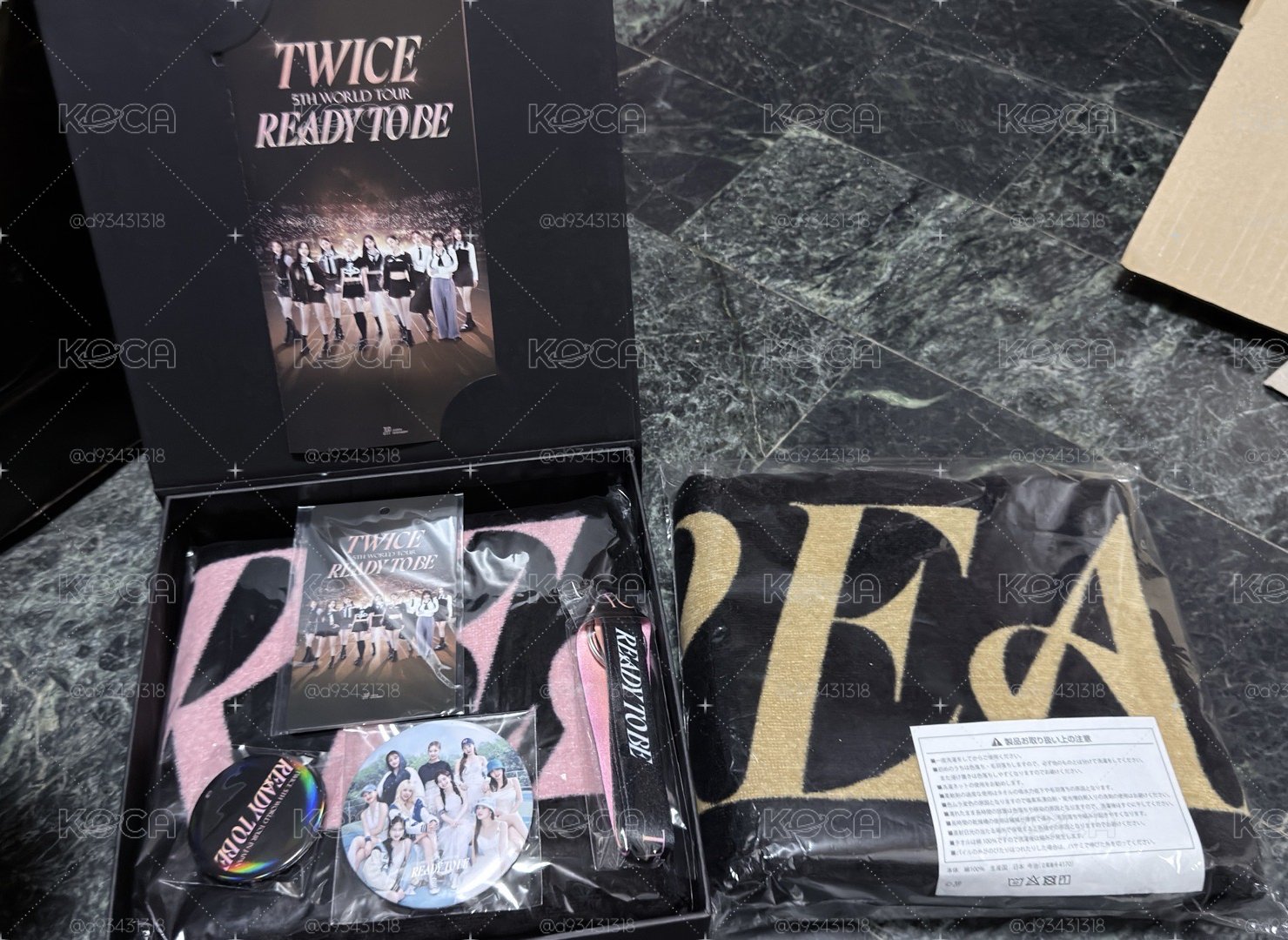  TWICE 5TH WORLD TOUR 'READY TO BE' in JAPAN 的 VIP 特典禮盒。