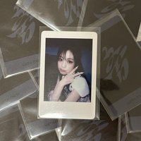 賢 Ahyeon 