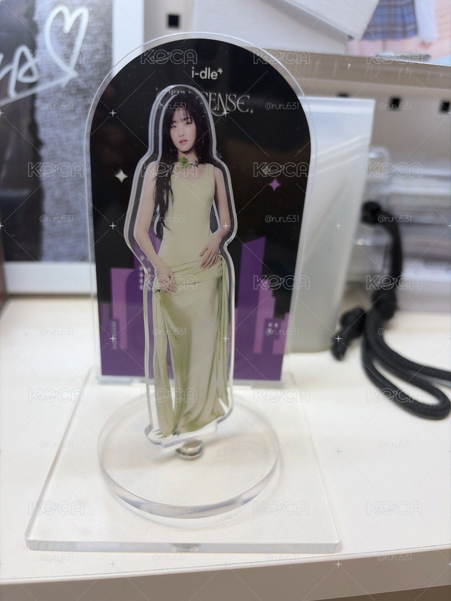 退坑售 妮旋轉立牌