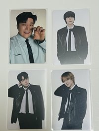 西裝雲旭圭+虎爪童