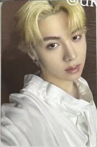 YVES ROCHER oy 代言卡 