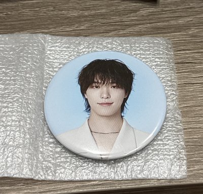 💎🤍NEW 徽章