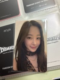 衣服欸哩