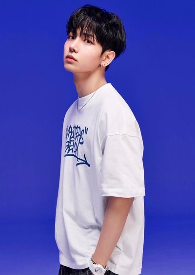 BOYNEXTDOOR X WEGO 宰鉉同款短T 白S