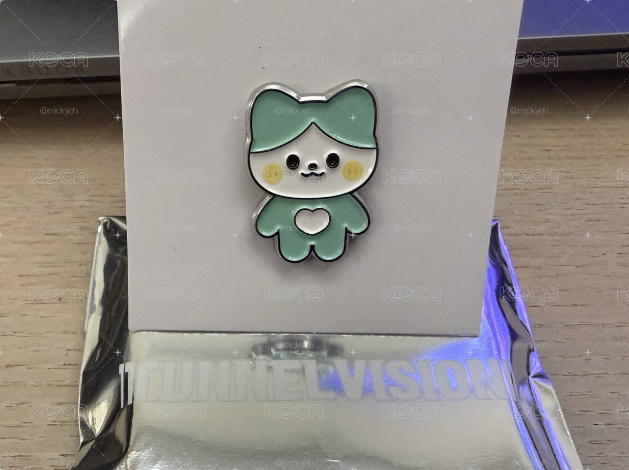 隨機金屬徽章  ITZY TUNNEL VISION 三巡日場週邊