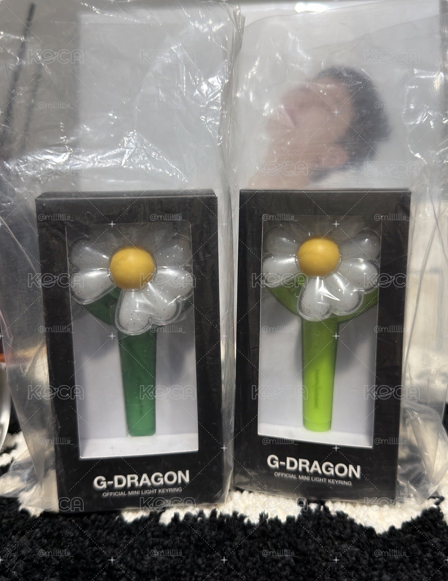 G-DRAGON 官方手燈鑰匙圈 ｜大阪雙色🌼DayG