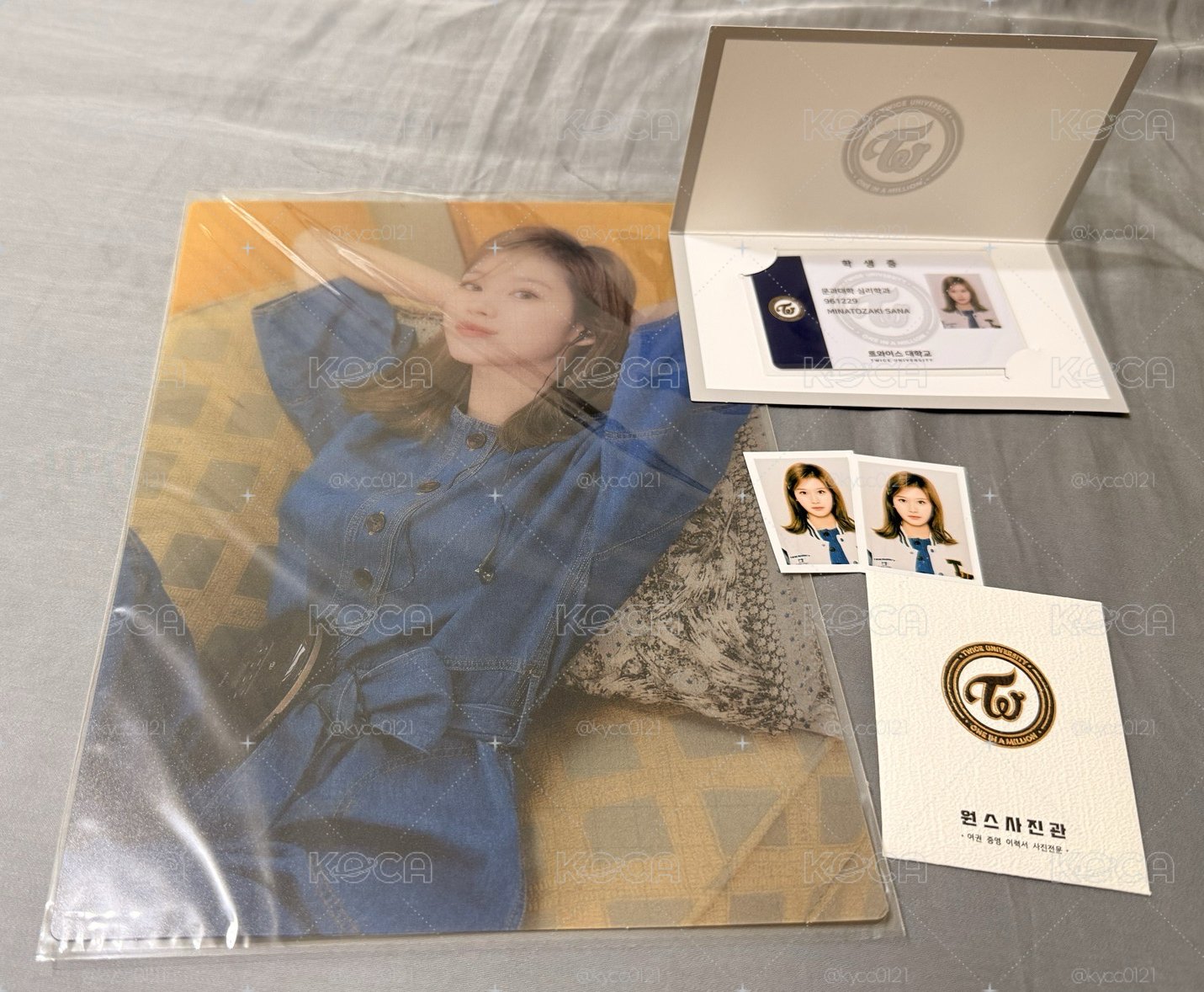 TWICE 大學系列 學生證套組