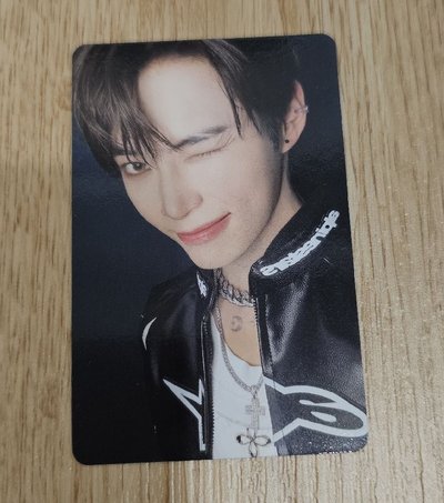 ZEROBASEONE (ZB1) SUNG  HAN BIN