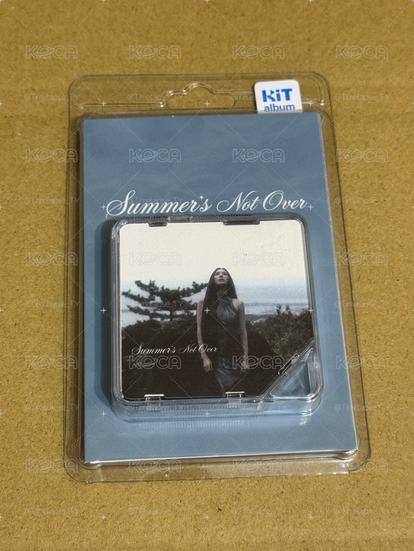 Tiffany Young 單曲專輯 Summer's Not Over
