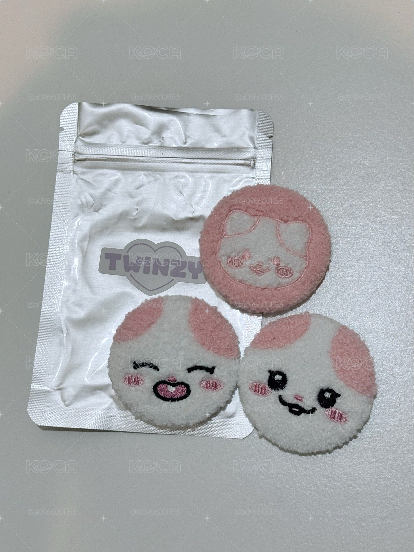  TWINZY 絨毛徽章 娜一套三個